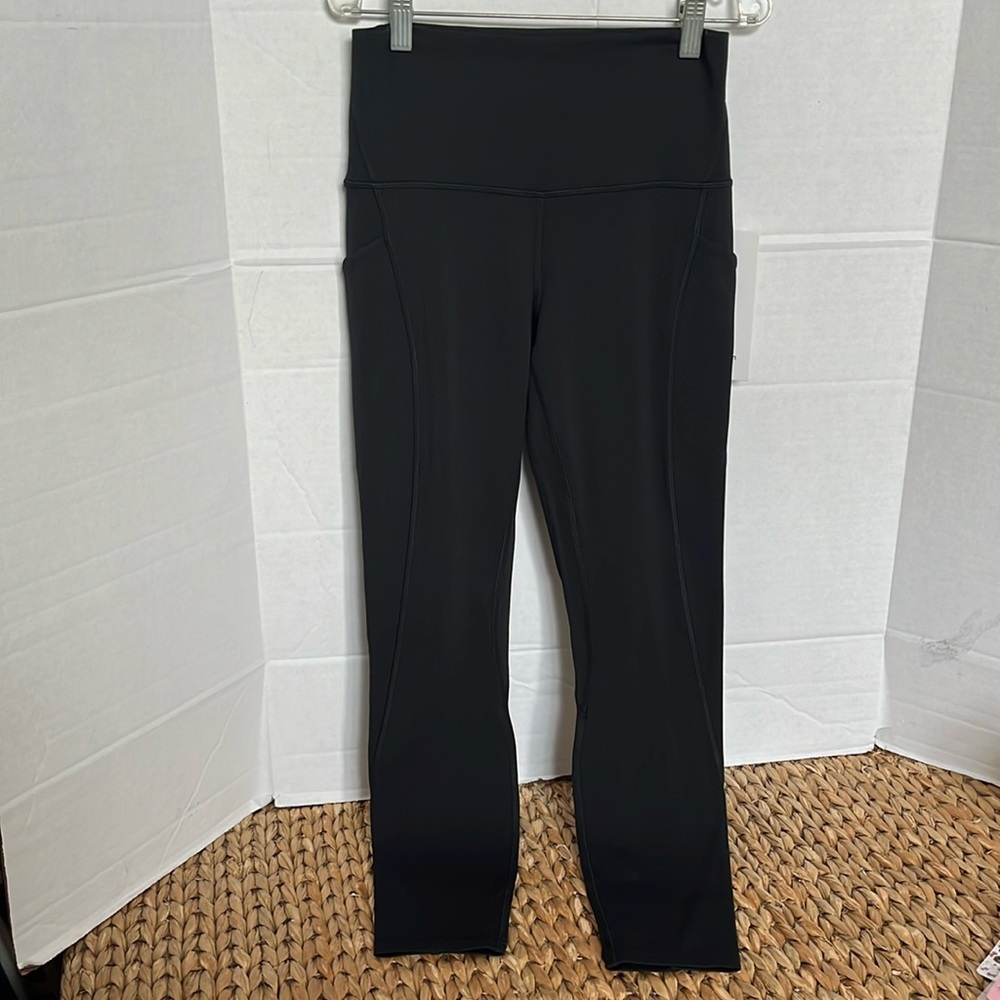 Lululemon Leggings Align Pant 25” Pockets Black BLK Size 6 NEW